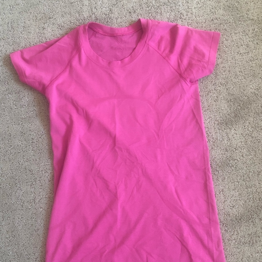Sonic Pink Lululemon Swiftly Tech 2.0 Short Sleeve
